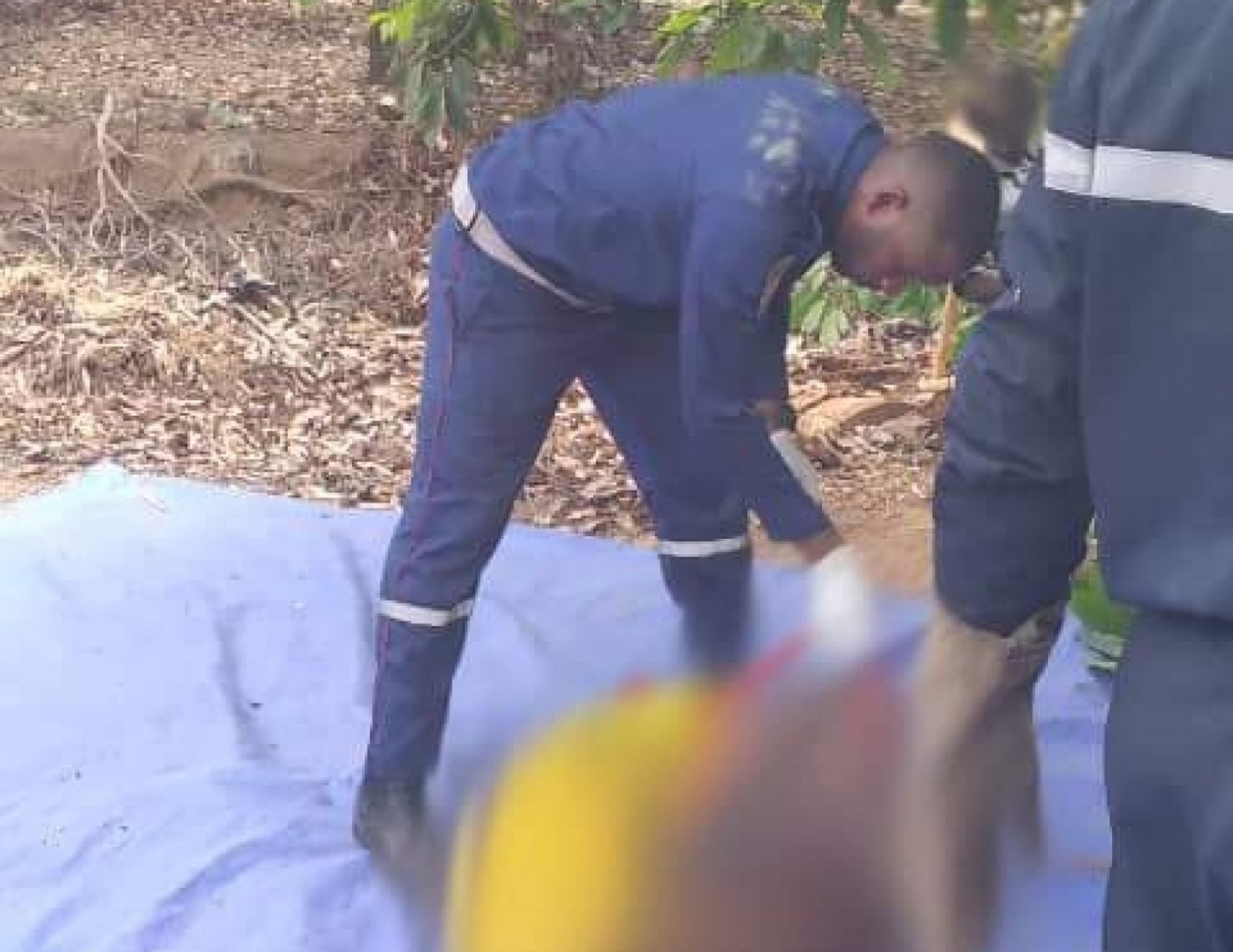 Côte d'Ivoire : Tragédie à Duékoué, les corps sans vie de trois hommes retirés d'un puits de 20 mètres