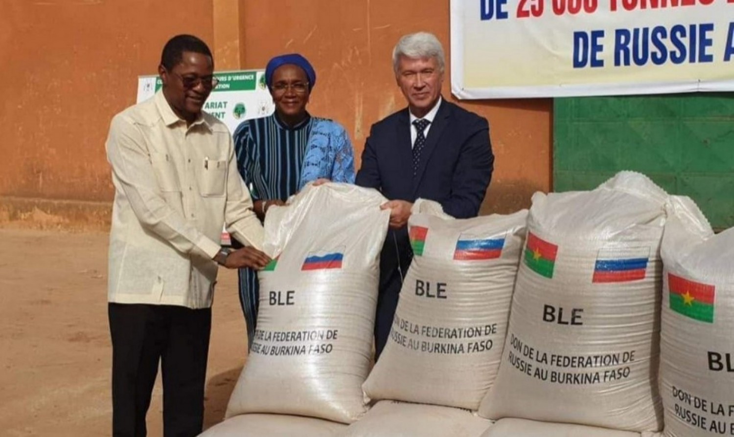 Burkina Faso : Le gouvernement reçoit 25.000 tonnes de blé offertes par la Russie