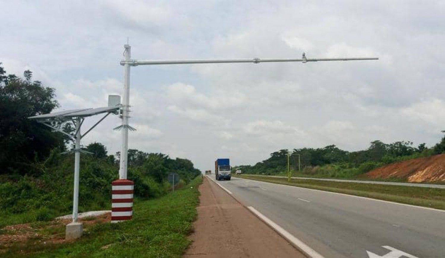 Côte d'Ivoire : Après la phase pilote sur l'axe  Abidjan-Yamoussoukro,  le système de la Vidéo-verbalisation est désormais opérationnel  sur plusieurs axes à l'intérieur du pays