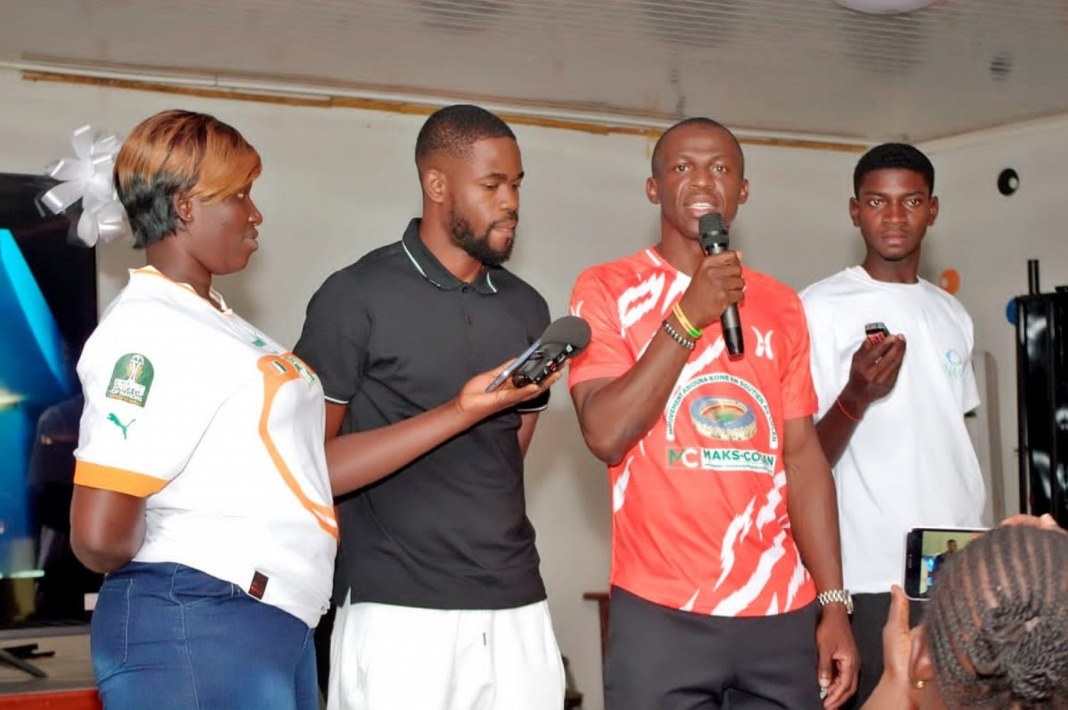 Côte d'Ivoire : CAN 2023 : Des ex-éléphants footballeurs engagent les jeunes de Ferkessédougou contre la drogue et l'immigration clandestine