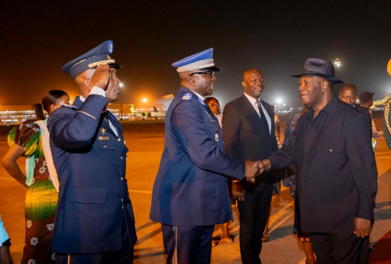 Côte d'Ivoire : Crise à la Cedeao, Alassane Ouattara atterrit à Abuja