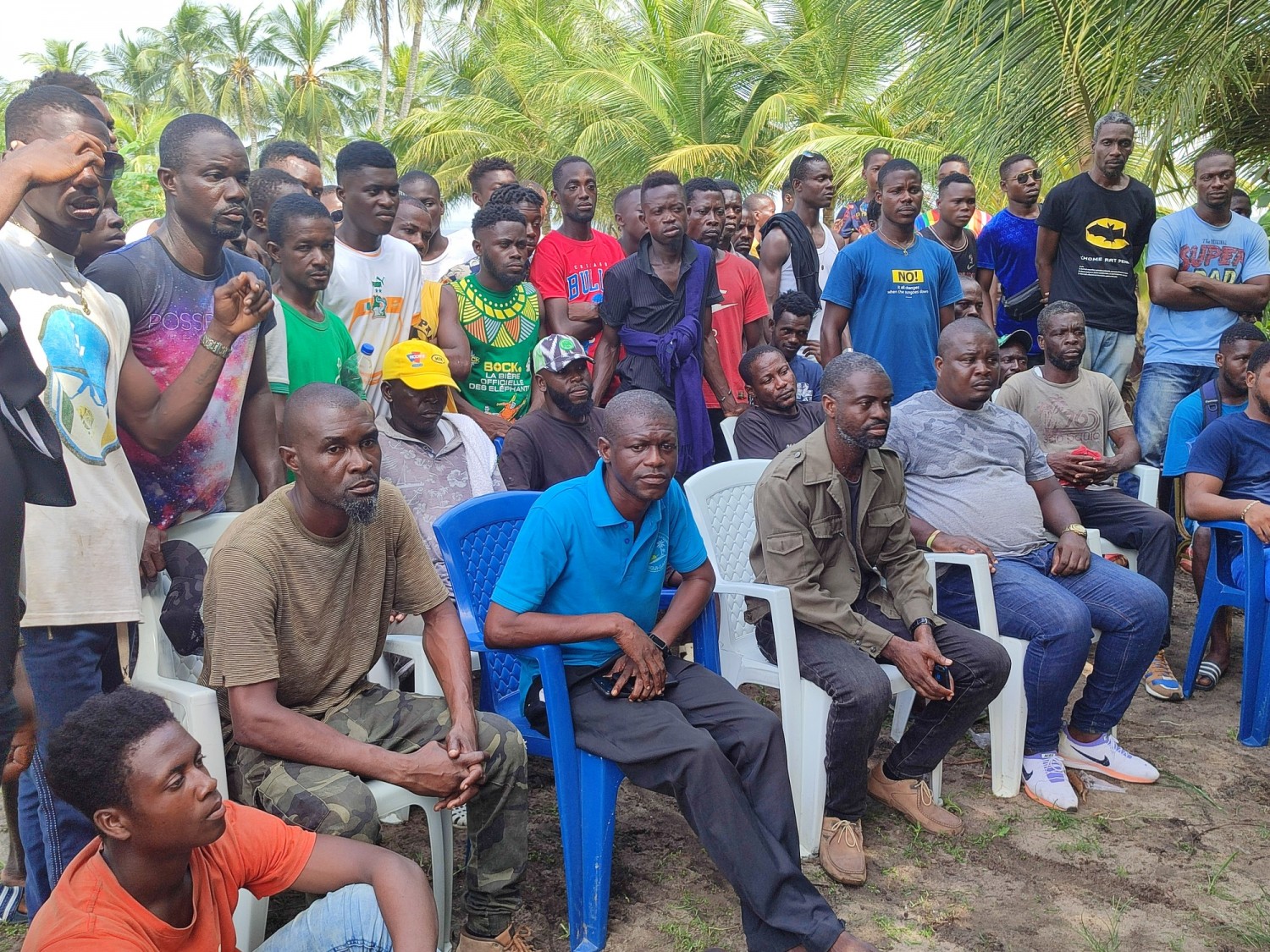 Côte d'Ivoire : Jacqueville, les jeunes du village d'Akrou s'opposent à l'érection illégale d'un campement en village et dénoncent la forfaiture du Sous-préfet d'Atoutou