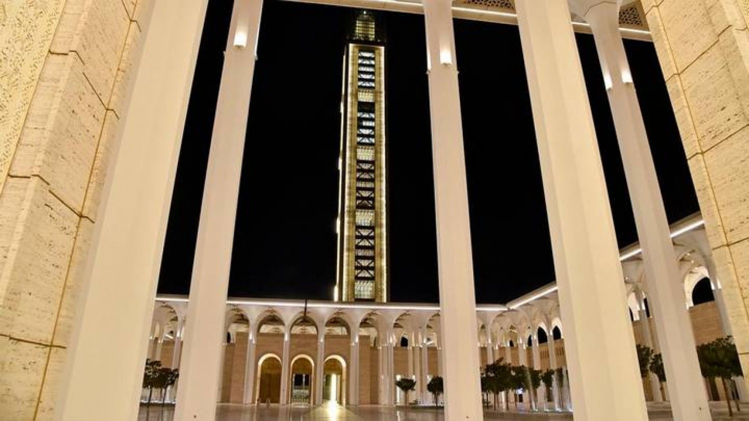 Algérie : La plus grande mosquée d'Afrique inaugurée à Alger
