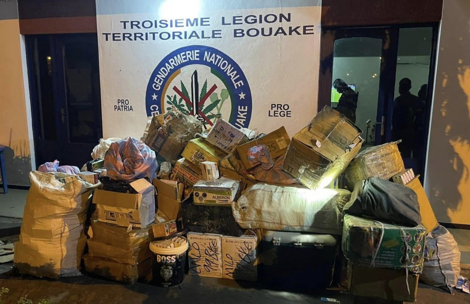 Côte d'Ivoire : Environ trois tonnes de faux médicaments saisies  par la Gendarmerie à Bouaké