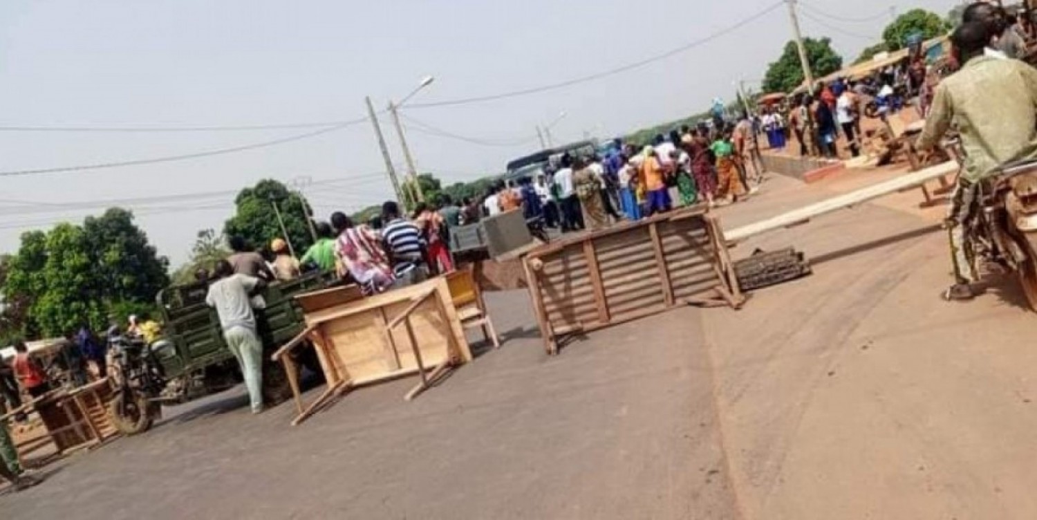 Côte d'Ivoire : Korhogo, l'arrêt des travaux de bitumage crée un mouvement d'humeur des populations, des routes barrées