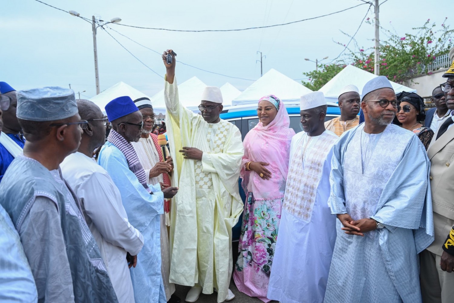 Côte d'Ivoire: Odienné, don d'un véhicule à l'imam de la mosquée centrale de la ville, le Cheikhoul Aïma Ousmane Diakité appelle à l'union des cadres de la région