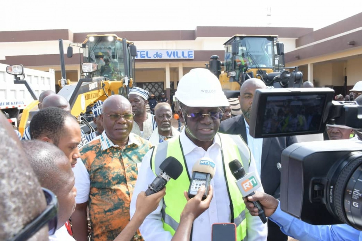 Côte d'Ivoire : La Municipalité de Katiola se dote d'engins flambants neufs pour l'entretien des routes des quartiers, des villages et des campements