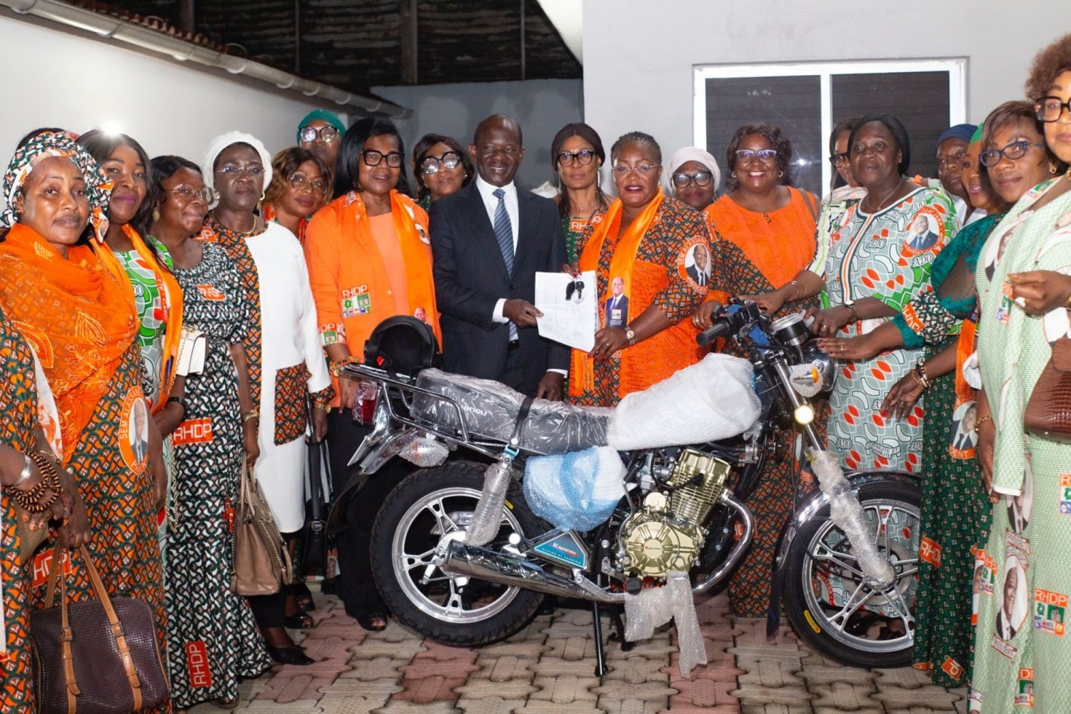 Côte d'Ivoire : Présidentielle 2025, l'appui de Célestin Koalla aux femmes du RHDP qui promettent 90 % des voix à Alassane Ouattara