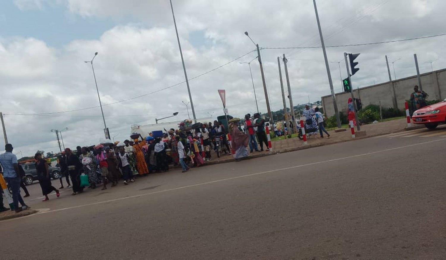 Côte d'Ivoire : Bouaké, le trafic routier perturbé par des femmes mécontentes