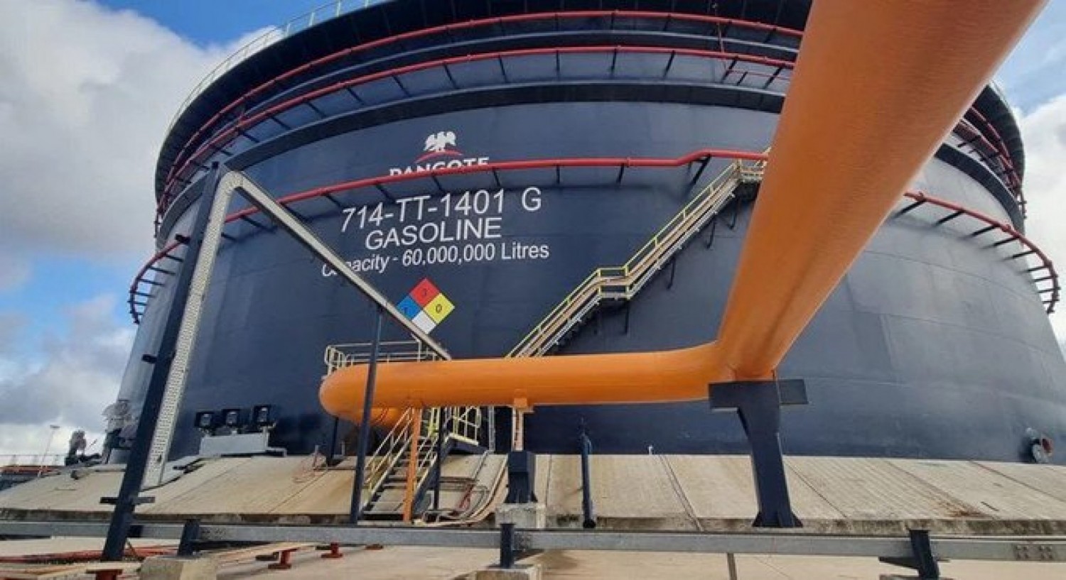 Nigeria : Dangote va construire un terminal pétrolier en Namibie