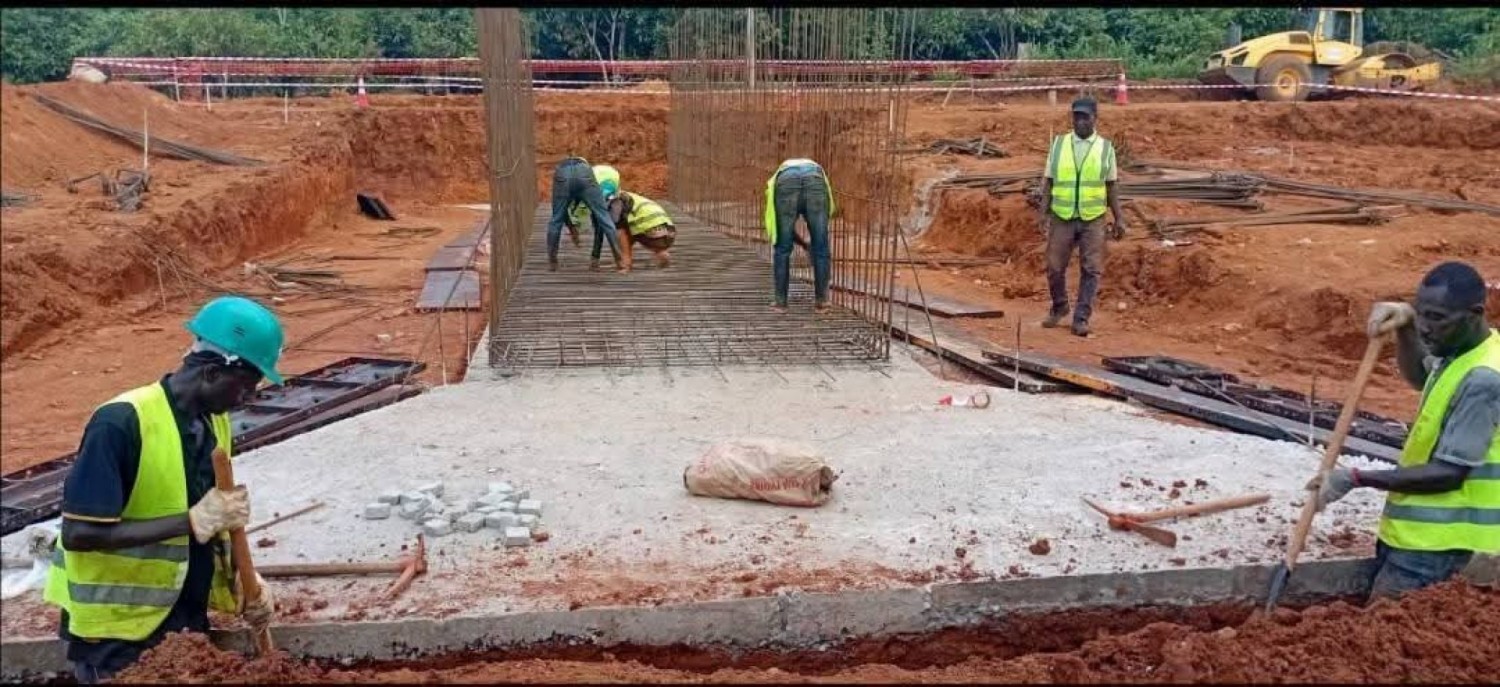 Côte d'Ivoire : Infrastructures routières, les travaux de bitumage de Toulépleu-Zouan-Hounien ont démarré