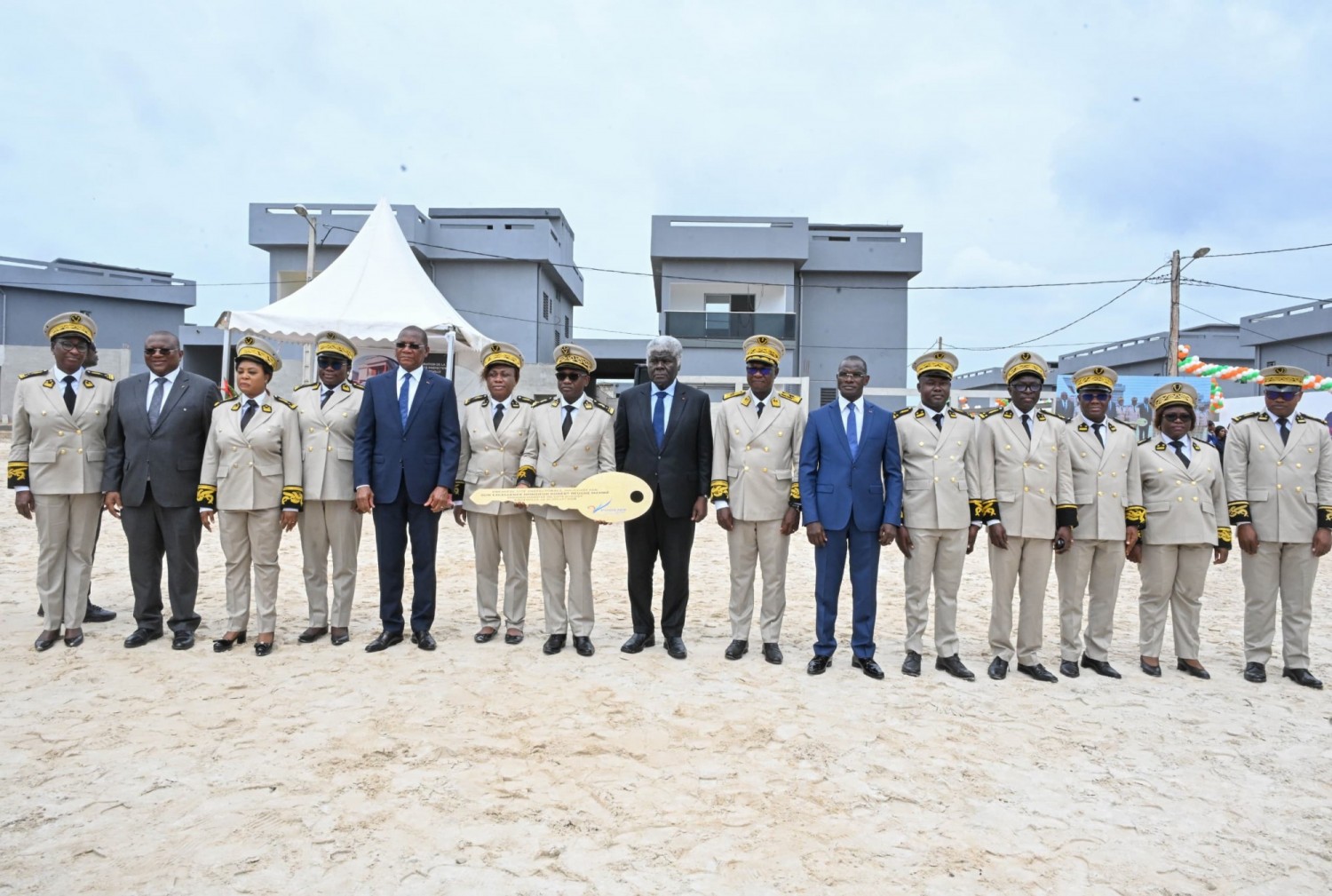 Côte d'Ivoire: Bingerville, Beugré Mambé inaugure une cité moderne dédiée aux préfets, d'un coût global de réalisation de 8 milliards de FCFA
