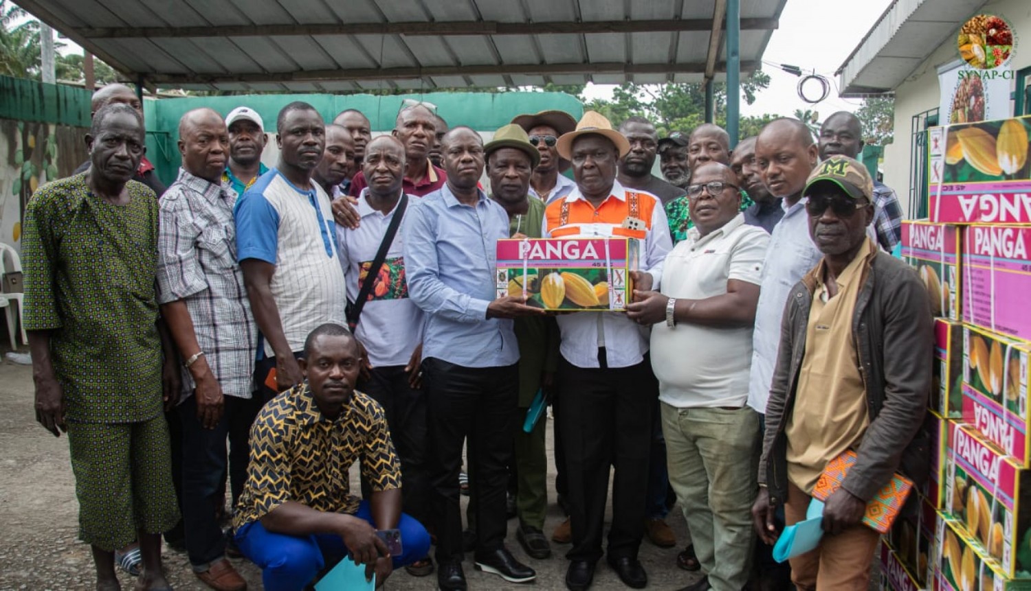Côte d'Ivoire : Grève des producteurs de café-cacao, le SYNAP-CI renforce la mobilisation et organise la distribution de phytosanitaires