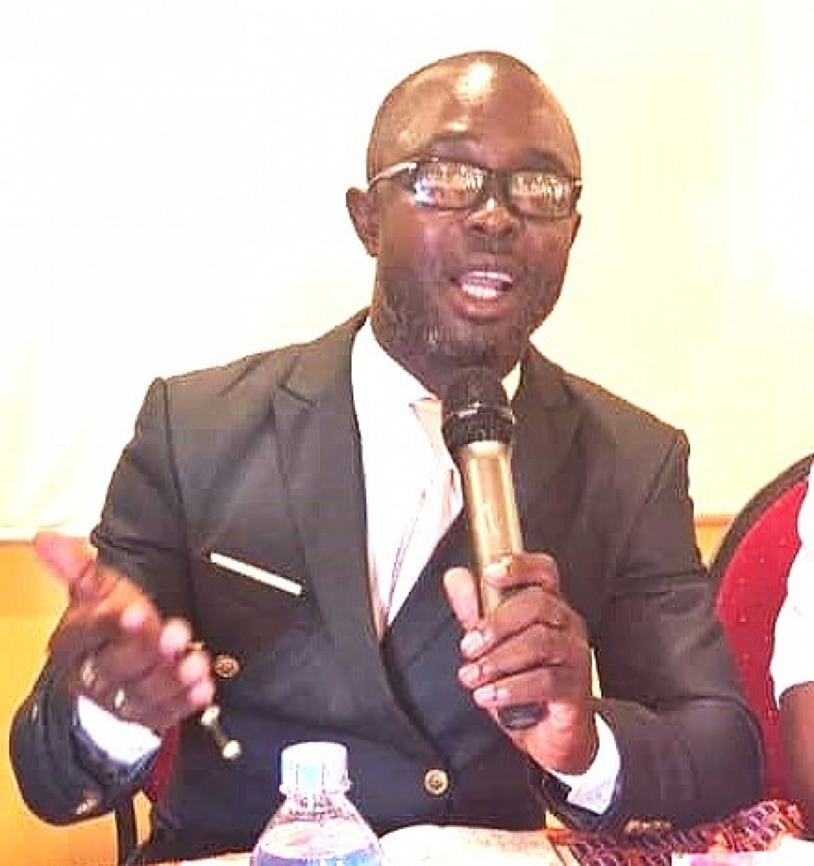 Côte d'Ivoire : Présidentielle 2025, Yves Mayobo (ICON) appelle à un candidat unique de l'opposition face à Ouattara