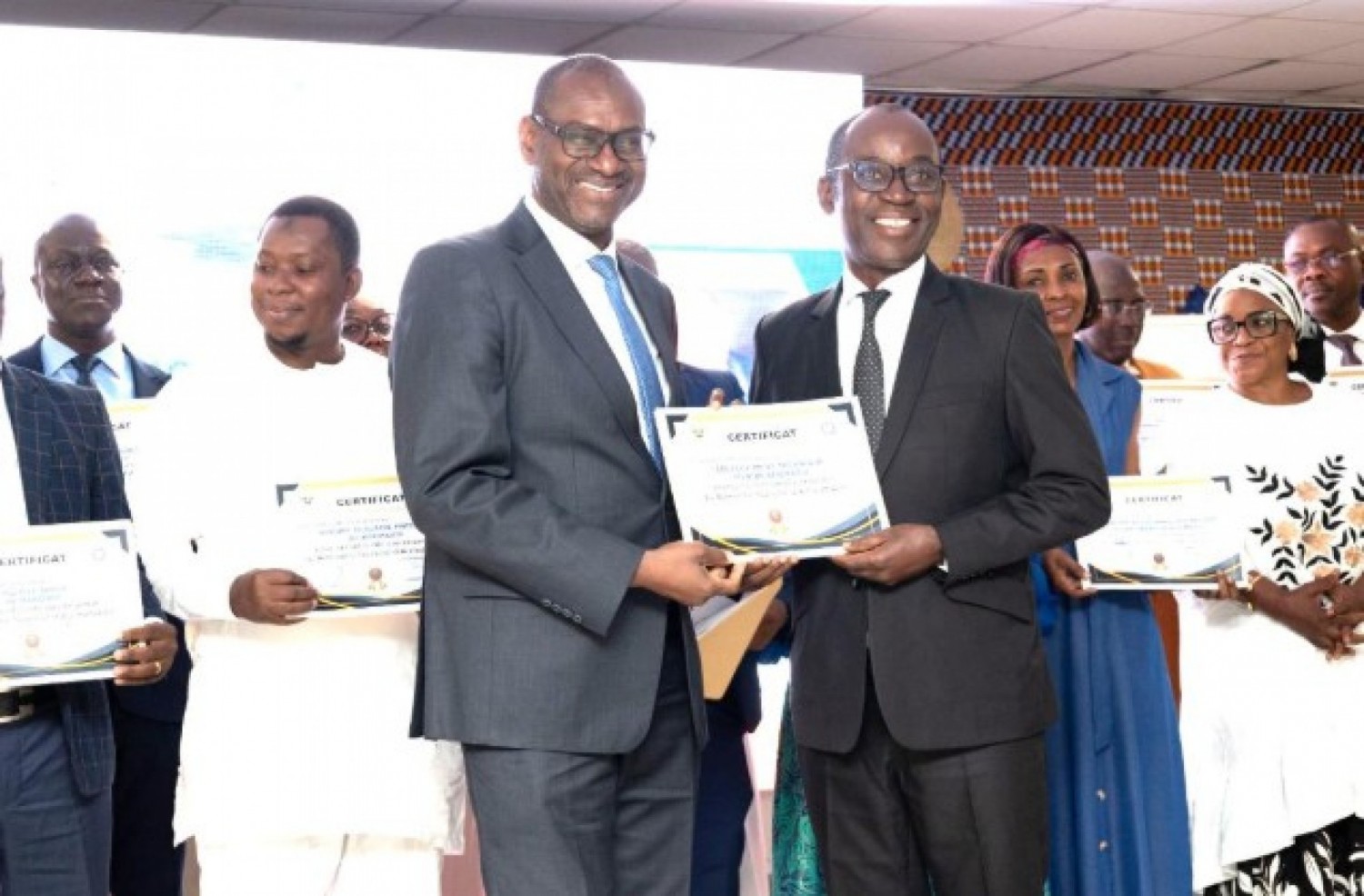Côte d'Ivoire : Démarche qualité dans l'Enseignement technique et la Formation professionnelle : 82 établissements dont 76 privés, reçoivent leurs certificats d'accréditation niveau 1
