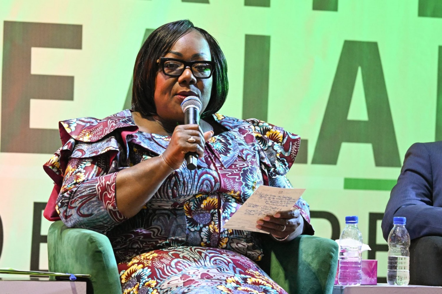 Côte d'Ivoire : Geste de Ouattara en faveur des fonctionnaires, Ouloto: « Le président sait qu'on peut donner sans cris, ni grèves, mais par le dialogue »