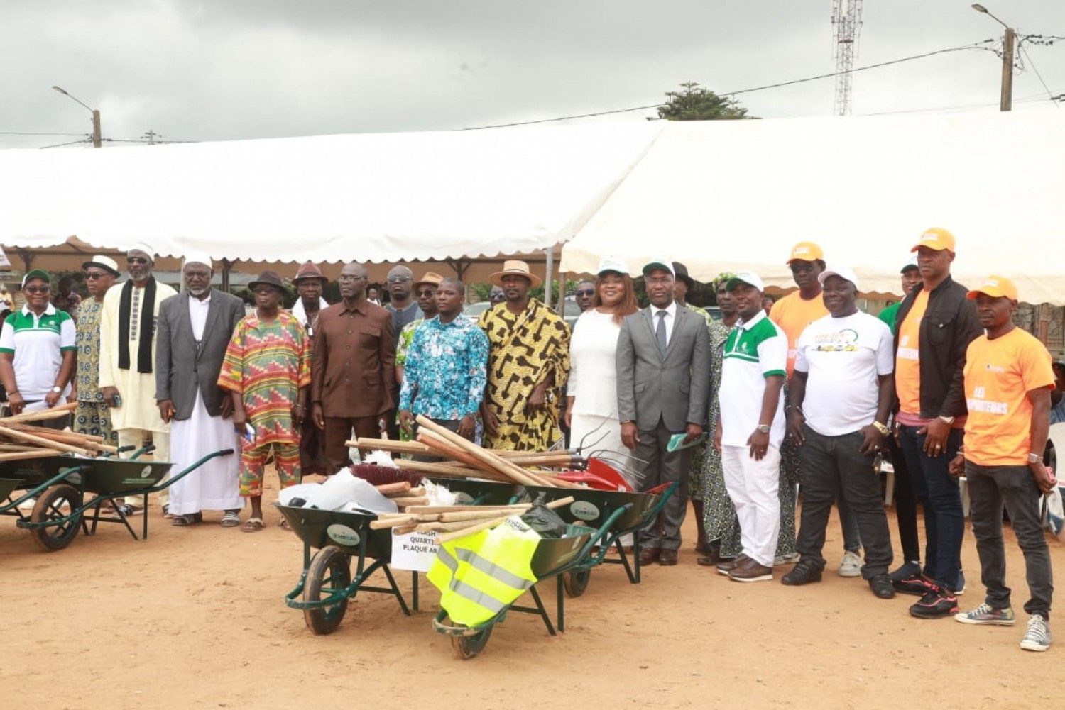 Côte d'Ivoire : Lutte contre l'insalubrité, les habitants d'Anyama outillés