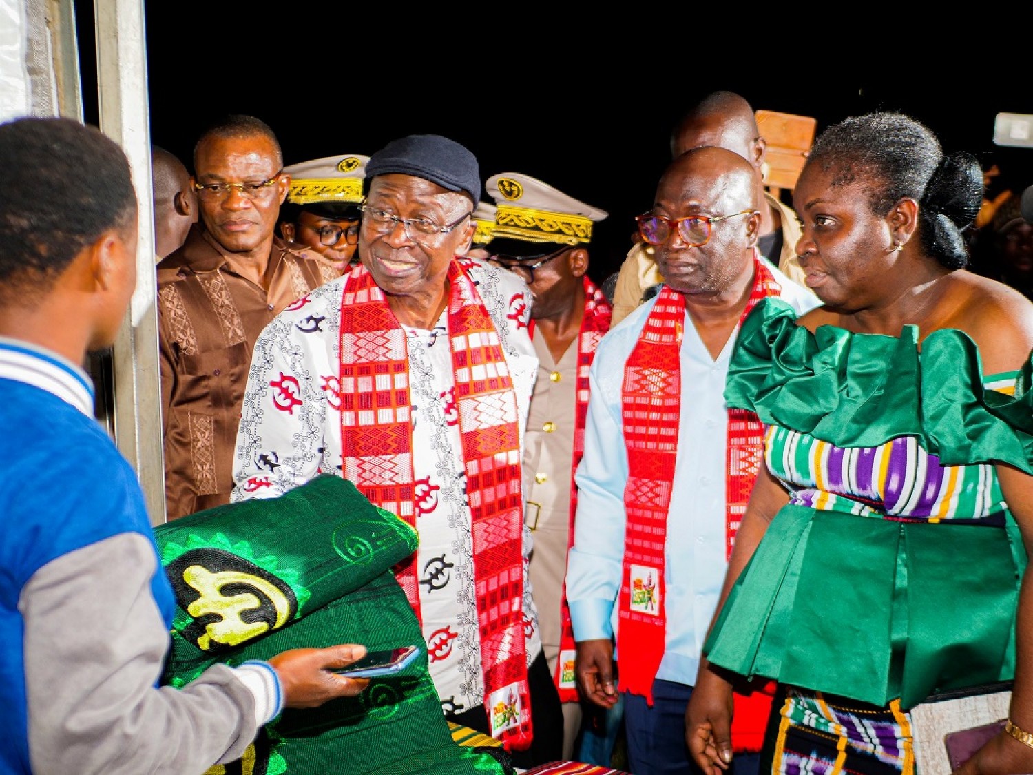 Côte d'Ivoire : Tiébissou, Jeannot Ahoussou Kouadio plaide pour l'industrialisation et la commercialisation du pagne tissé Baoulé à l'international