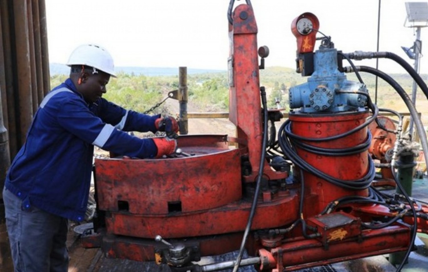 Angola : Azule Energy d'Eni et BP investira 5 milliards de dollars pour la production pétrolière