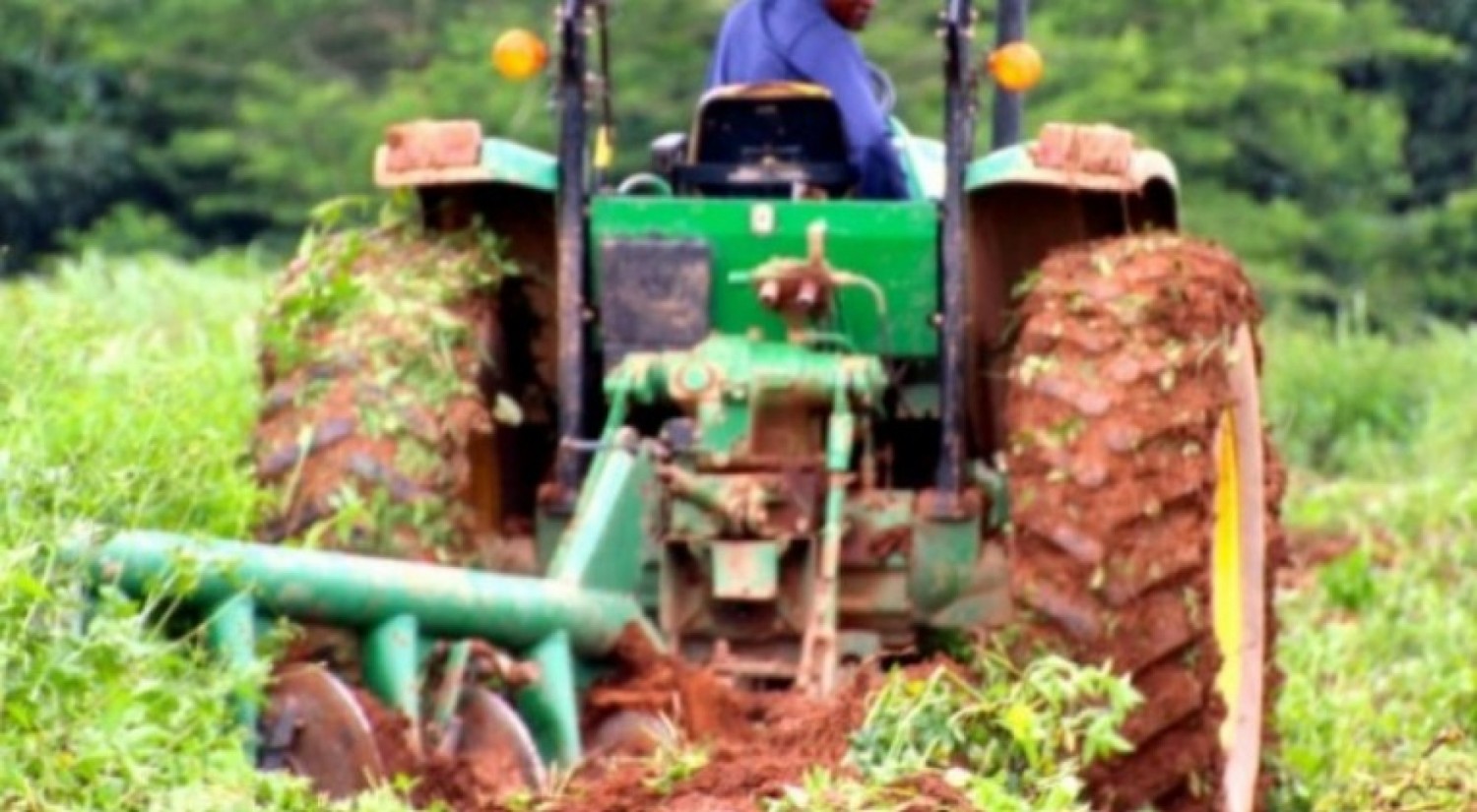 Côte d'Ivoire : Vers l'introduction des drones pour accélérer la mécanisation agricole ?