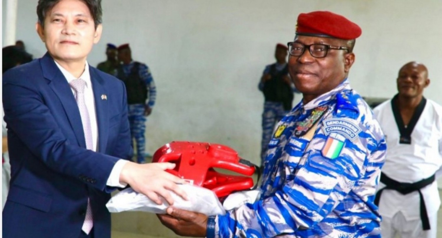 Côte d'Ivoire : Coopération, la Corée du Sud offre des équipements Sportifs à la Gendarmerie Nationale