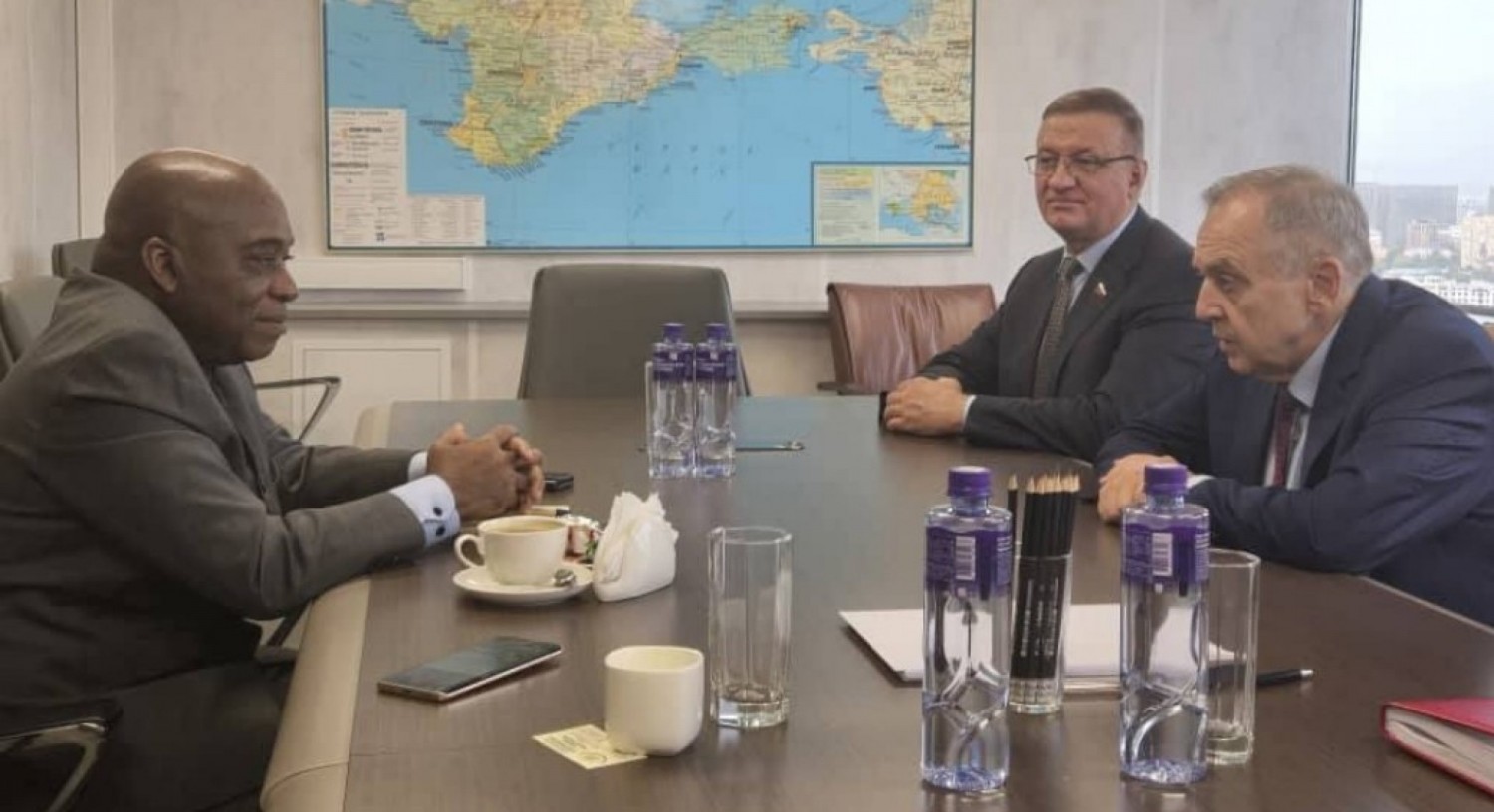 Côte d'Ivoire-Russie : Présidentielle, le candidat Don Mello échange avec des experts de la Douma à Moscou pour l'industrialisation du Continent