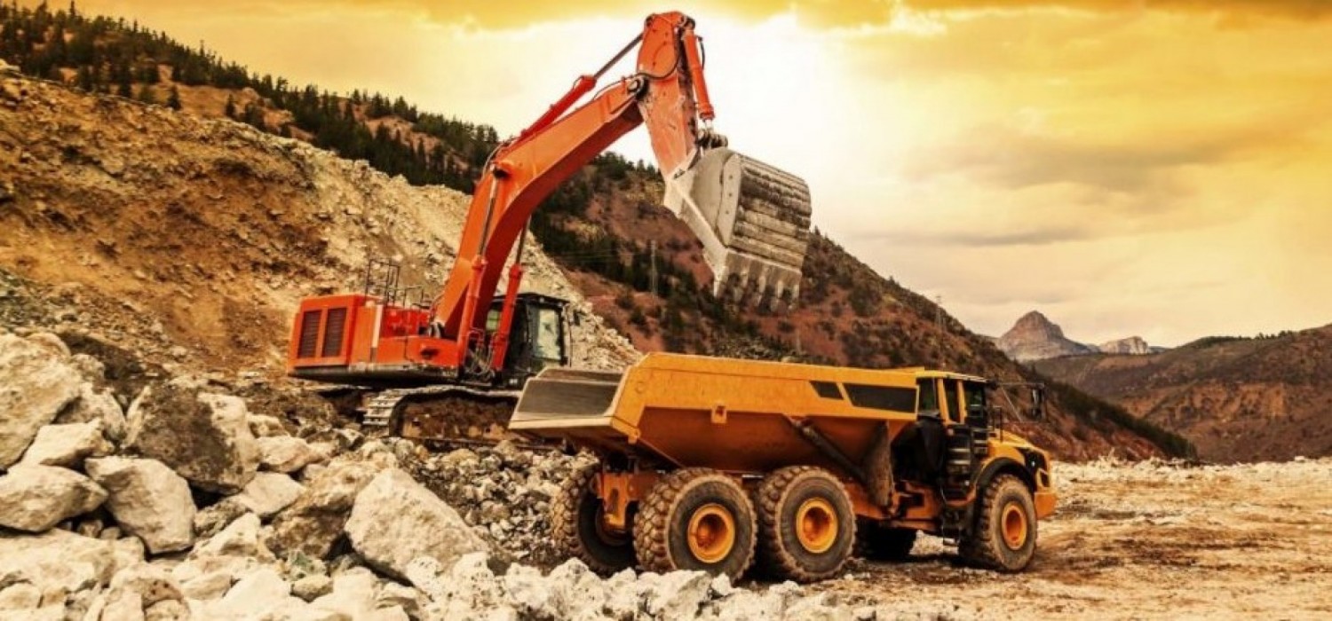 Nigeria :  Le gouvernement révoque 1 263 permis miniers