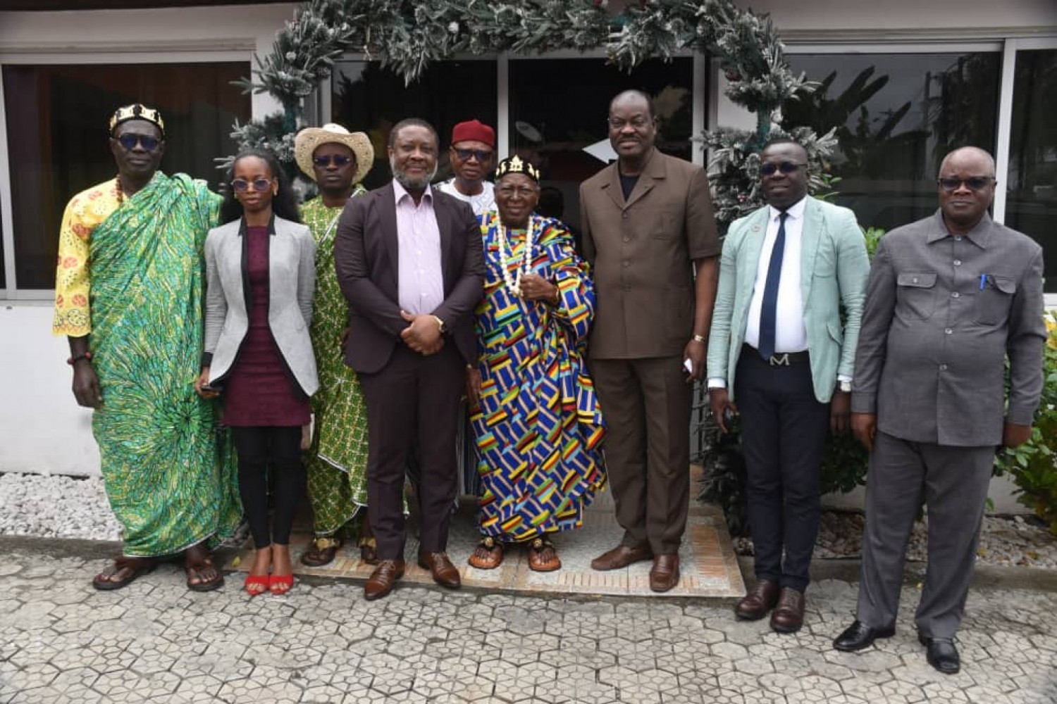 Côte d'Ivoire : Des experts africains en sécurité et défense presentent leurs actions à sa Majesté Amon Tanoé