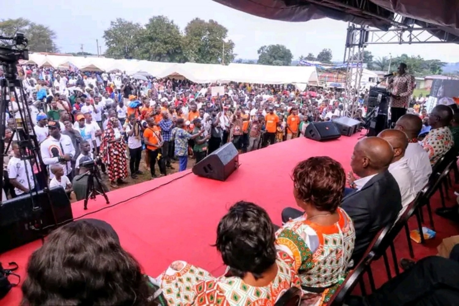 Côte d'Ivoire : Depuis Botro, Assahoré invite le Gbêkê « à retirer les cartes d'électeurs pour reconduire le candidat Ouattara pour les 5 ans à venir »