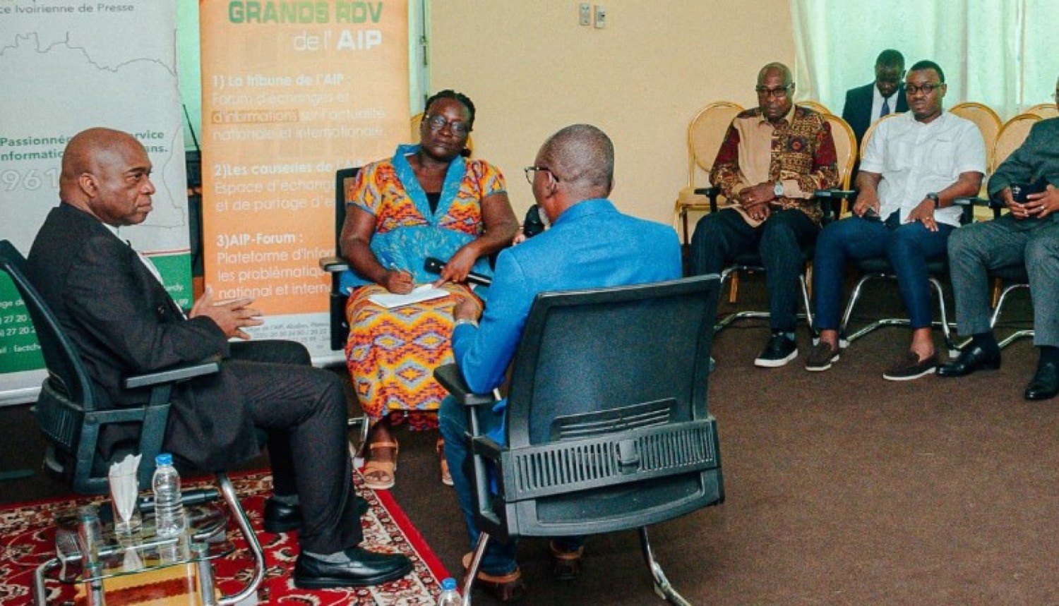 Côte d'Ivoire : Présidentielle 2025, le candidat Don Mello promet des super-primes aux enseignants