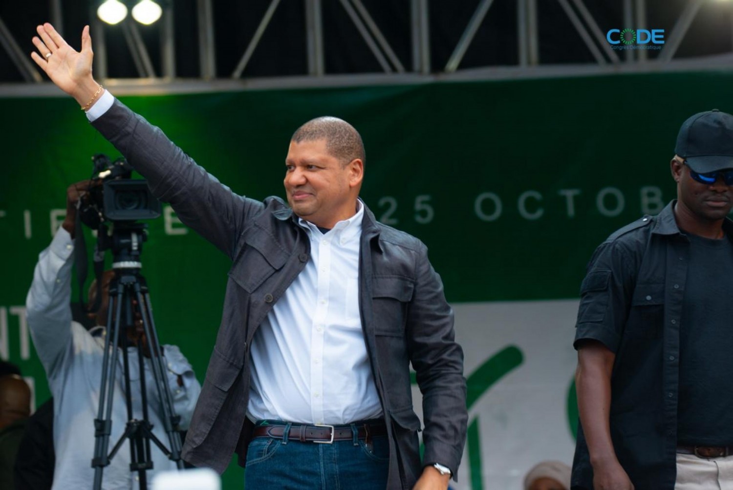 Côte d'Ivoire: Meeting de campagne à Cocody, Jean-Louis Billon appelle à un « Colo-Colo avec ADO » pour incarner le changement