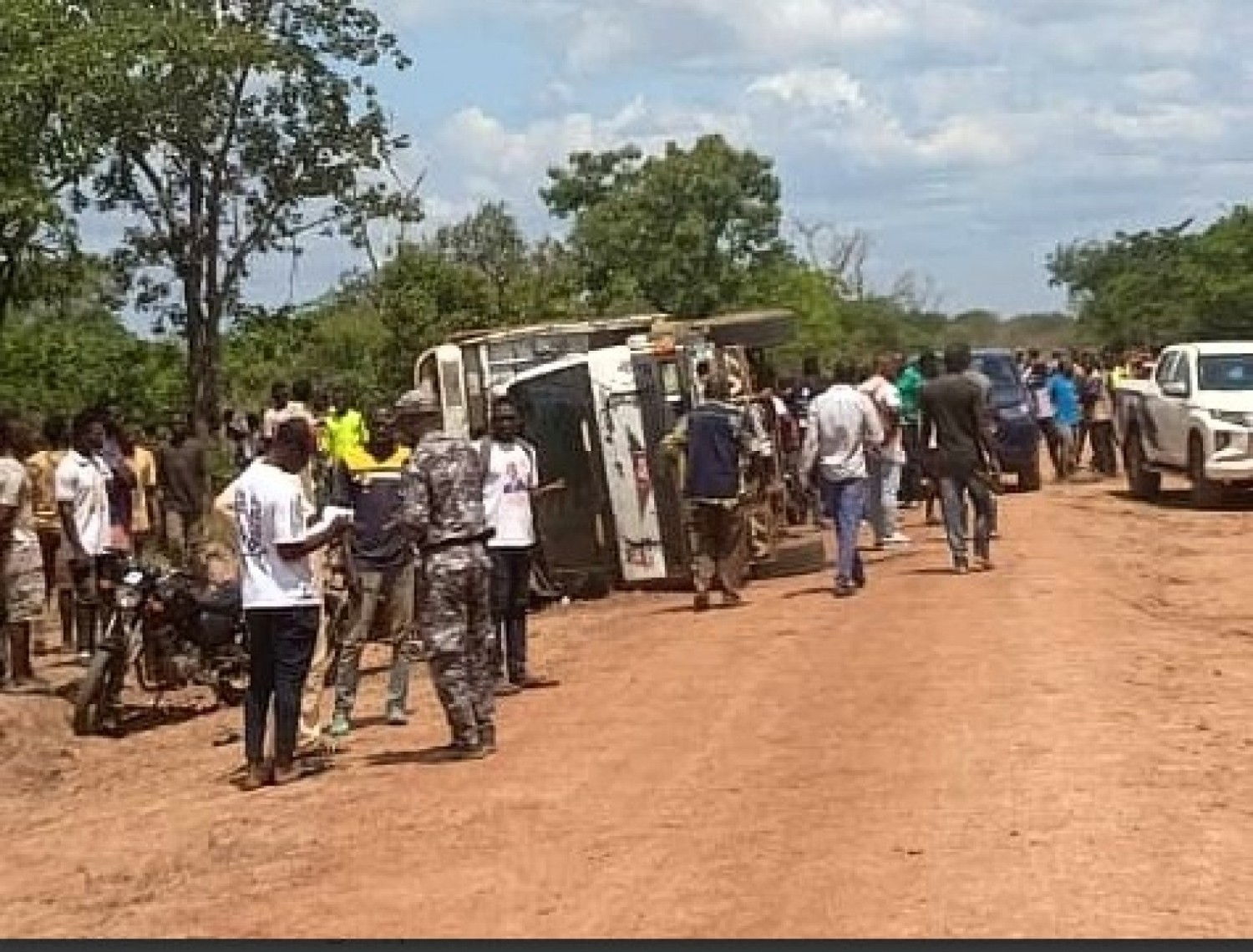 Côte d'Ivoire : Présidentielle 2025, un convoi de militants RHDP en partance pour Bouna se renverse, des morts et blessés signalés