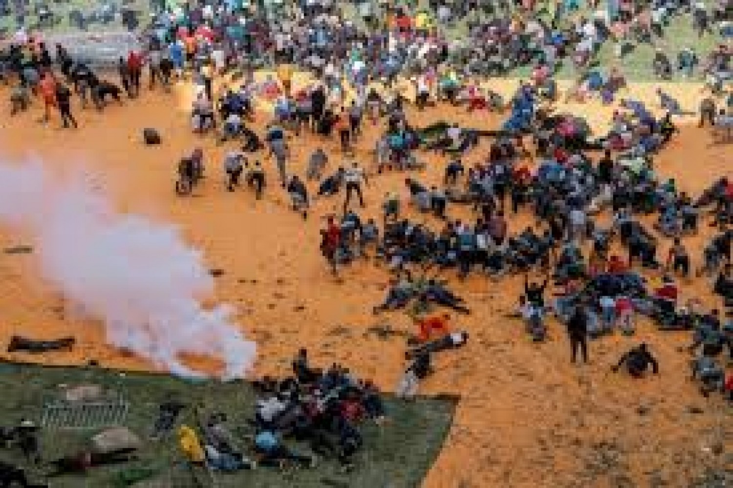 Kenya : Panique à Nairobi lors d'un hommage à Raila Odinga