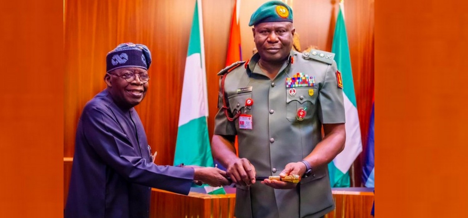 Nigeria :  Armées, Tinubu limoge la hiérarchie et nomme le Général Olufemi Oluyede nouveau chef d'Etat-major