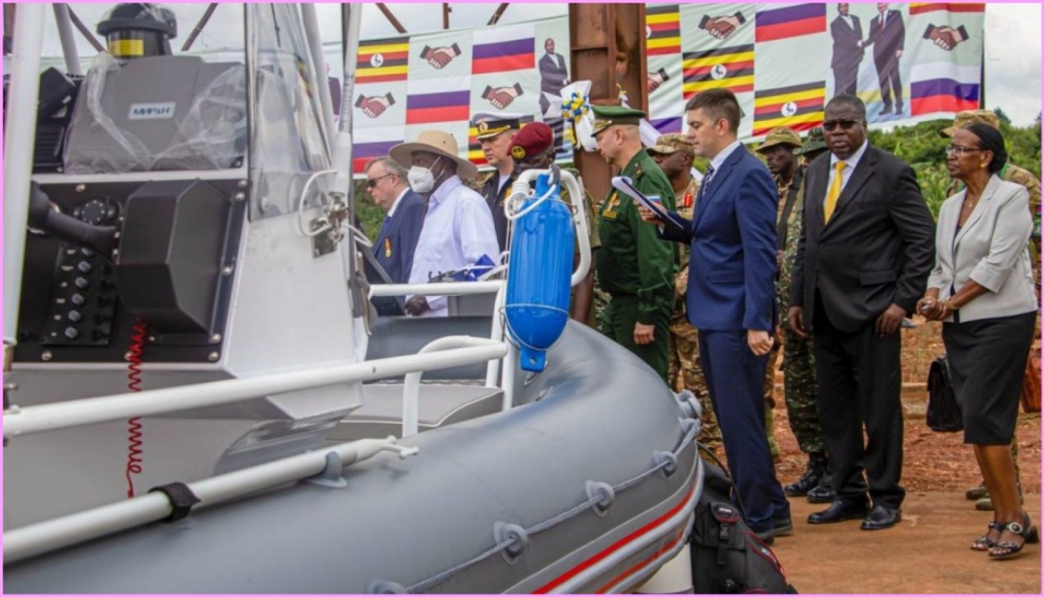 Ouganda : Kampala reçoit une aide militaire de 53 millions de dollars de la Russie