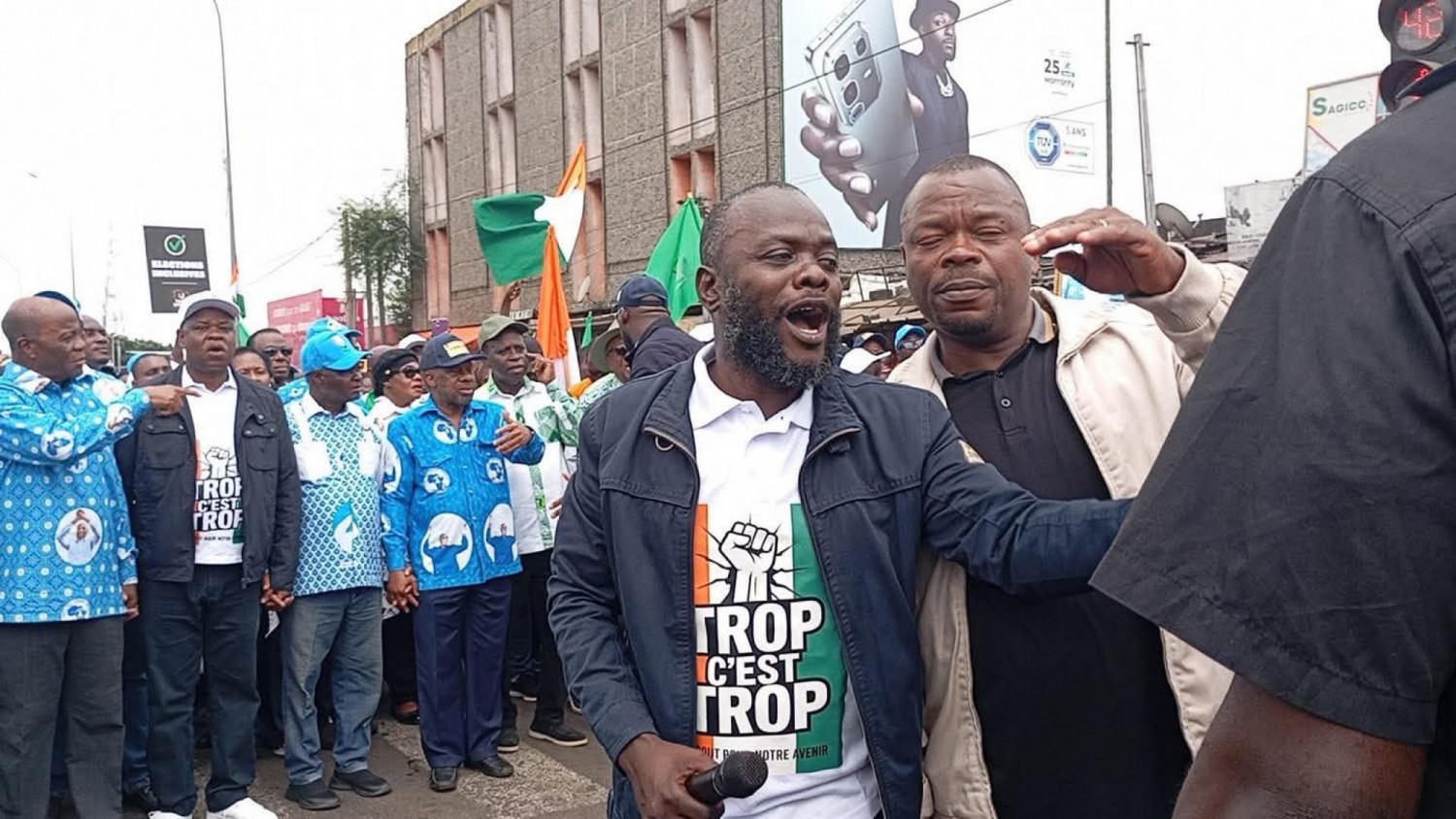 Côte d'Ivoire : Marche du PPA-CI du 8 novembre, Gbagbo se rétracte et la fait reporter à une date ultérieure