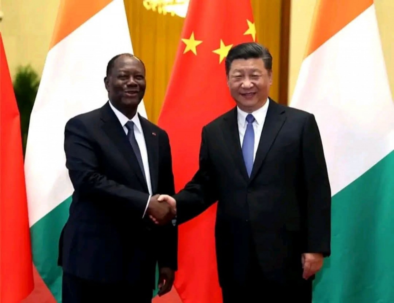 Côte d'Ivoire : Le président chinois Xi Jinping félicite Alassane Ouattara pour sa réélection et souligne l'importance des relations sino-ivoiriennes