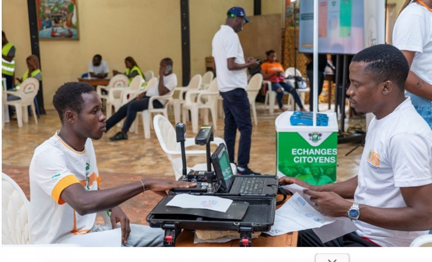 Côte d'Ivoire : Achat des timbres de la CNI, un nouveau dispositif innovant  désormais opérationnel à Abidjan