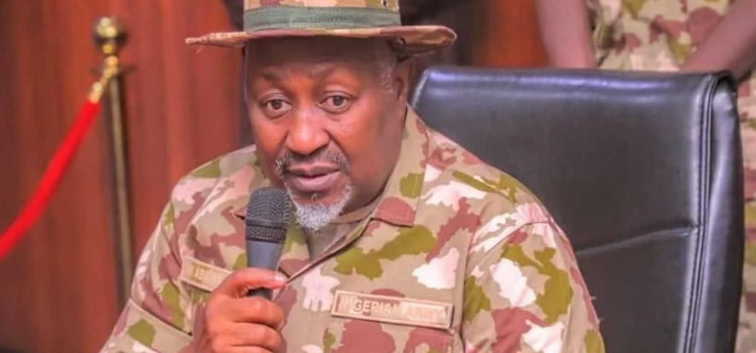 Nigeria :  Démission du ministre de la Défense, Badaru Abubakar, un successeur pressenti