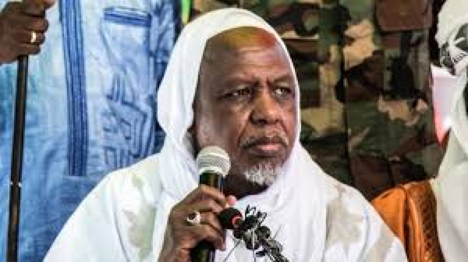 Mali : En exil à Alger, l'imam Dicko rejoint une nouvelle coalition clandestine d'opposition