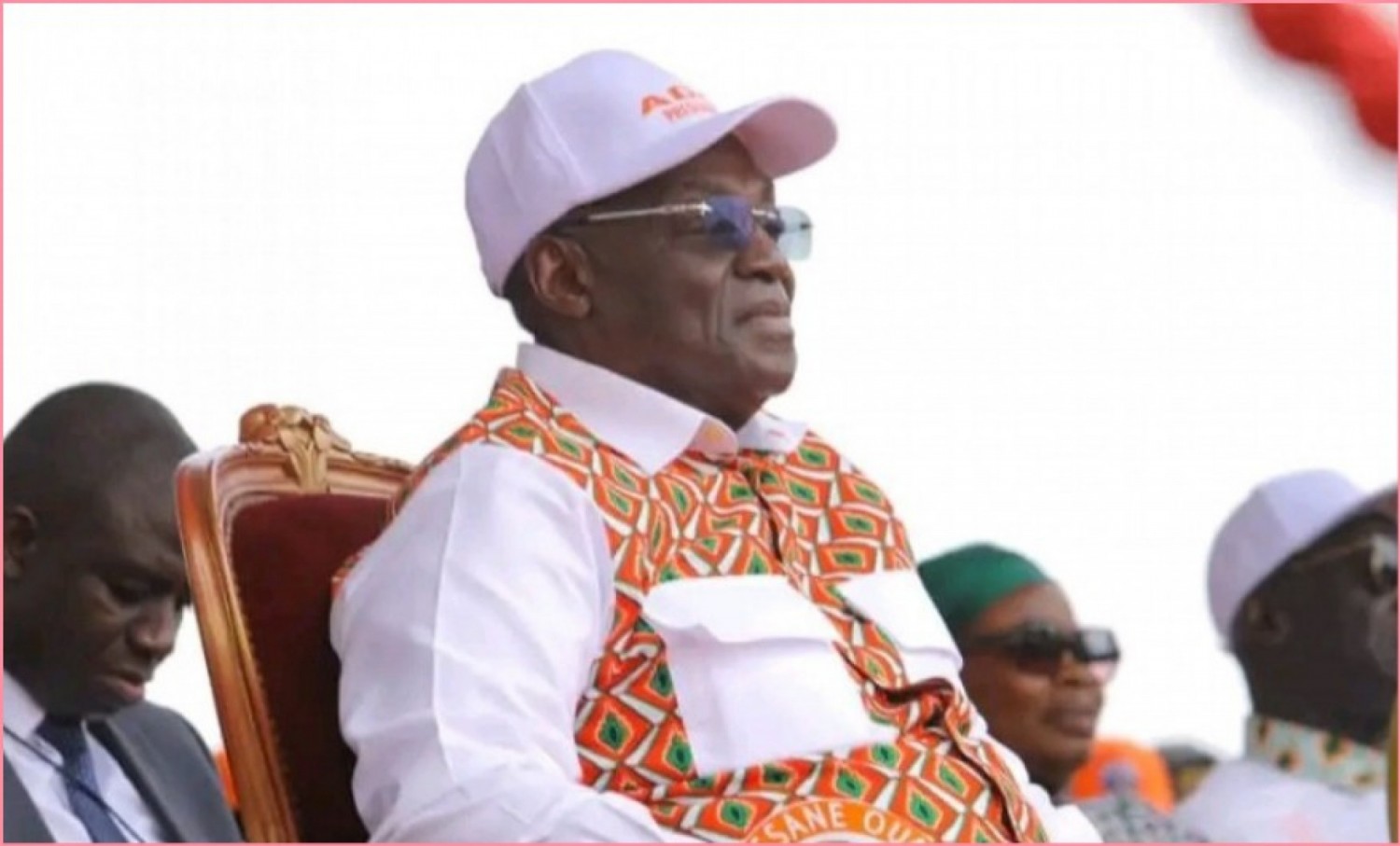 Côte d'Ivoire : Abobo célèbre la victoire d'Alassane Ouattara malgré la pluie, Téné Birahima appelle à « mouiller le maillot » pour les législatives