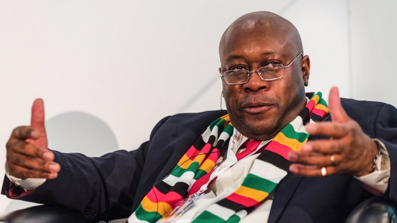 Zimbabwe : Winston Chitando démis de ses fonctions