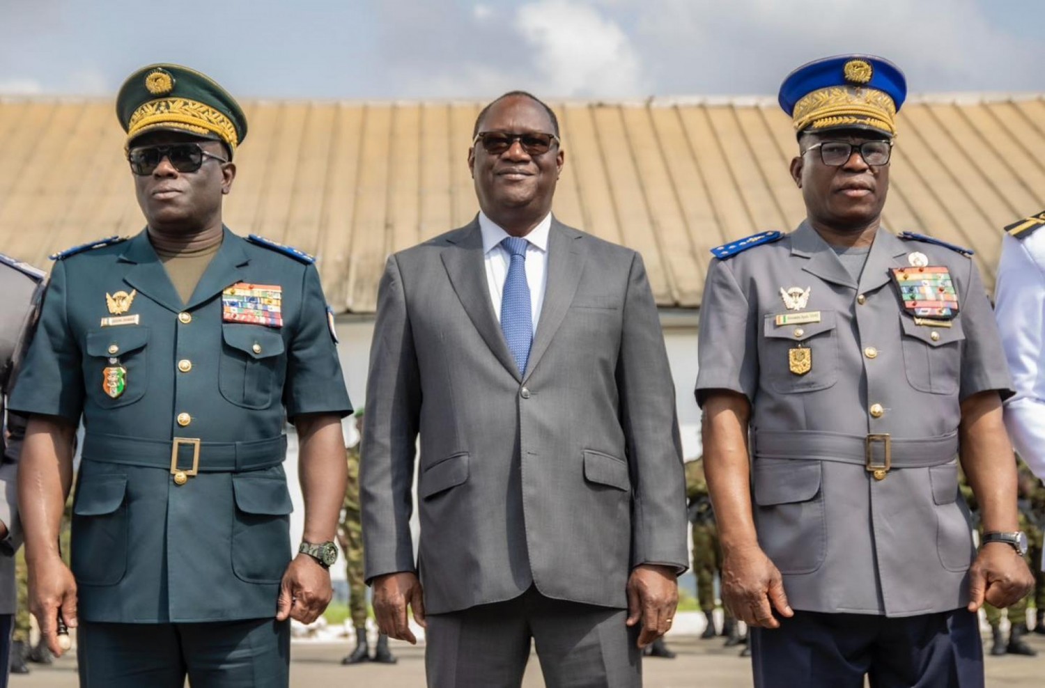 Côte d'Ivoire : Le Ministre de la Défense félicite les Généraux Doumbia et Apalo Touré pour toutes les initiatives et actions entreprises sous leur commandement