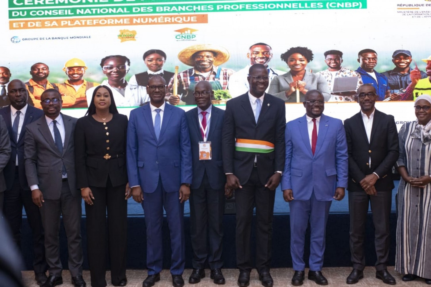 Côte d'Ivoire : Insertion professionnelle, le gouvernement actionne le CNBP pour connecter les jeunes diplômés aux entreprises et aux besoins du marché du travail