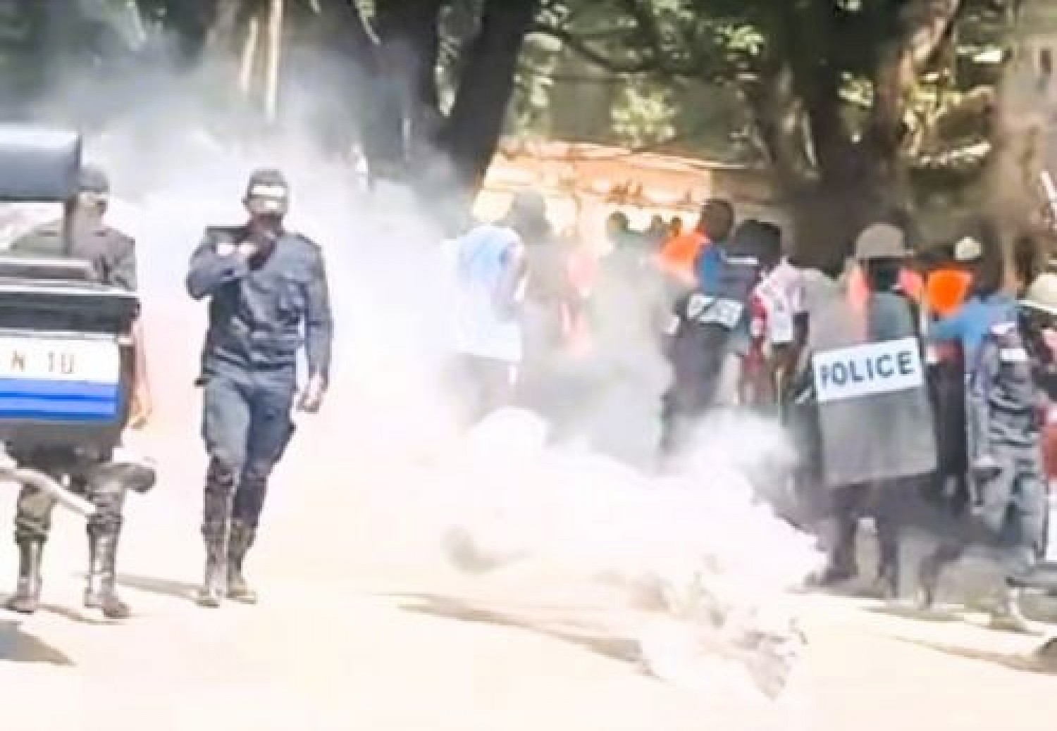 Cameroun : Crise post-électorale, 77 manifestants au tribunal militaire, l'audience avortée faute de traducteurs