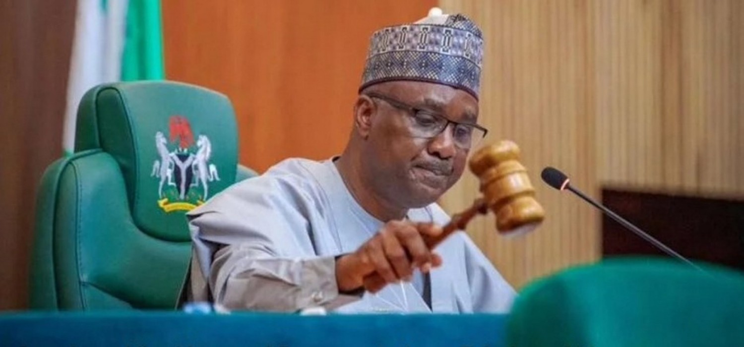 Nigeria :  Avion et 11 soldats retenus au Burkina Faso, l'Assemblée nationale s'autosaisie et ouvre une enquête