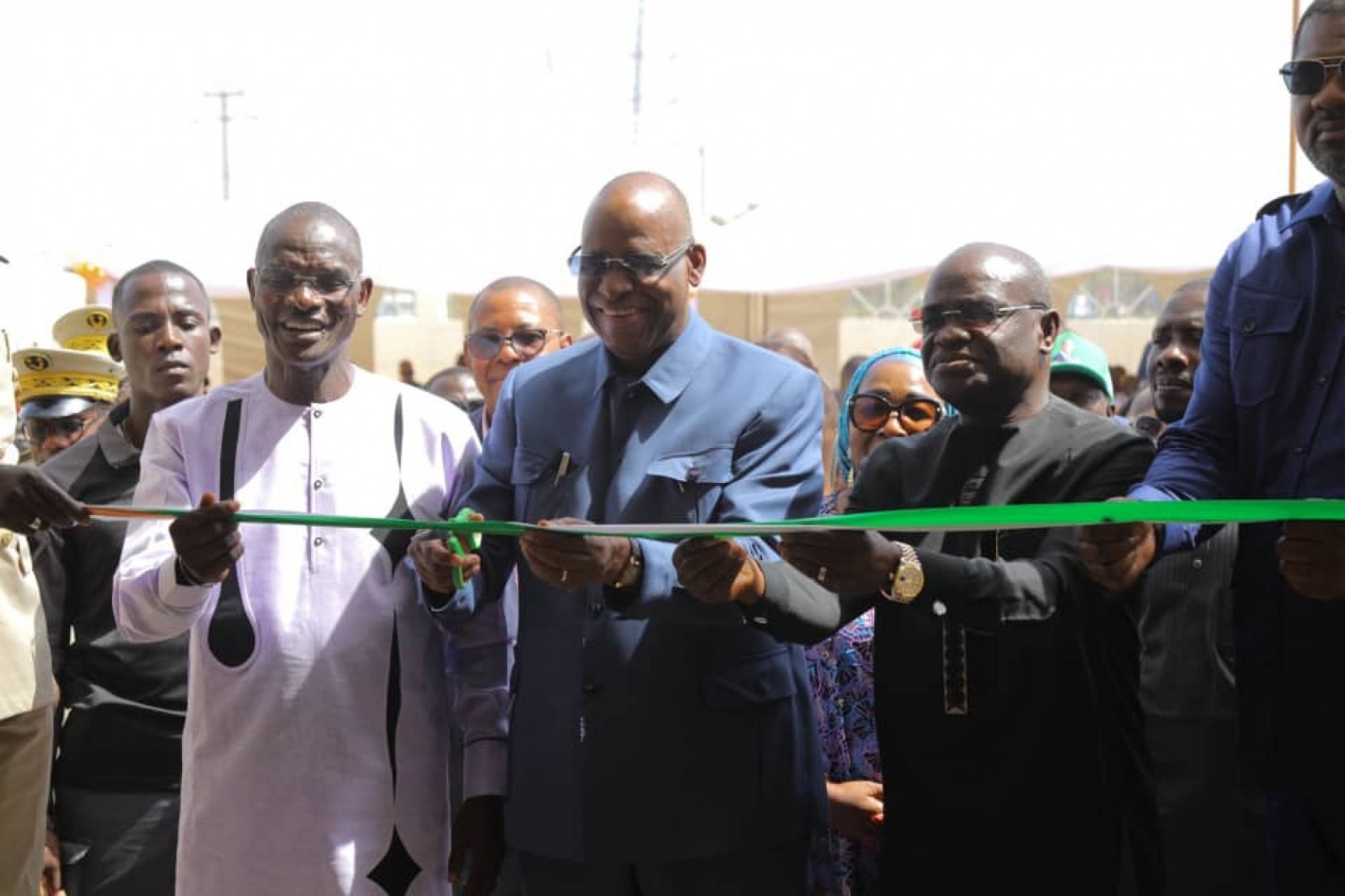 Côte d'Ivoire : Région du Hambol, le Conseil régional remet officiellement les clés de la Sous-préfecture de Niéméné au Général Vagondo Diomandé