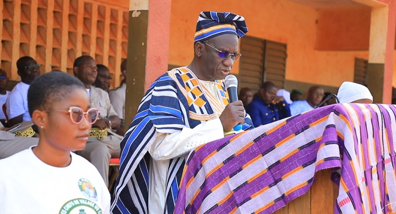 Côte d'Ivoire : Bureau des chefs traditionnels du Canton Gbatôh (Dianra), le DG de la SODEFOR exhorte à œuvrer au renforcement de la cohésion sociale et à la promotion du vivre-ensemble