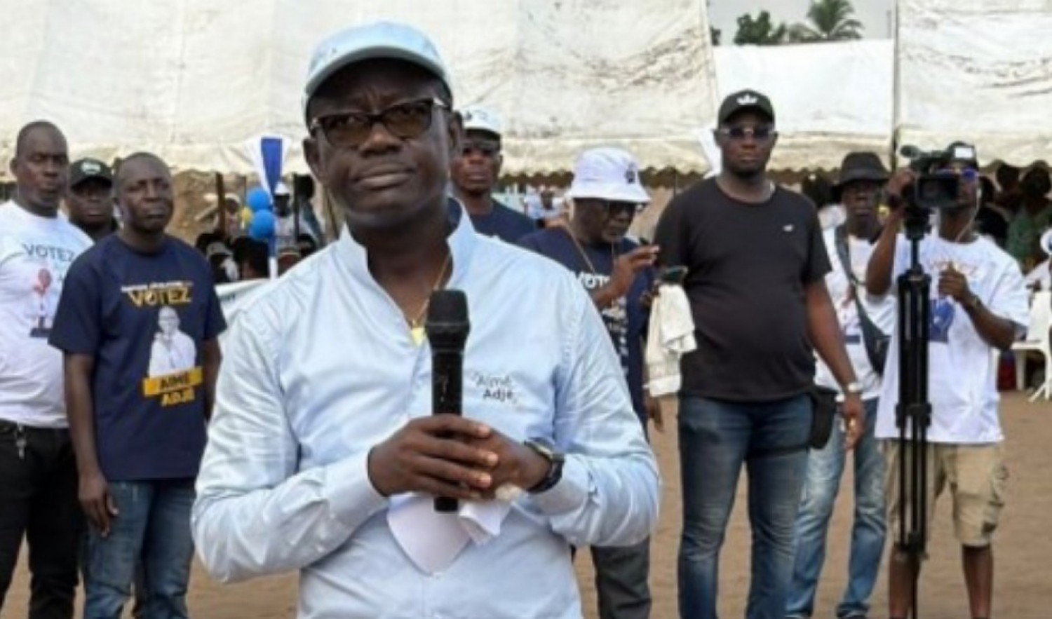 Côte d'Ivoire : Législatives 2025 à Adiaké, démonstration de force et ferveur populaire autour d'un candidat indépendant