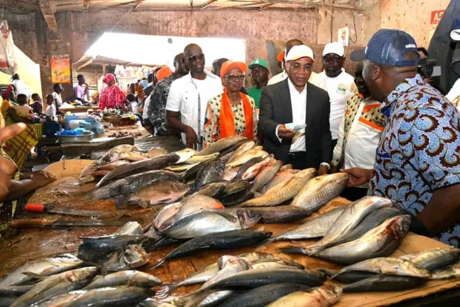 Côte d'Ivoire : Législative à Dimbokro, Adama Coulibaly annonce aux commerçants la construction en mars 2026 du nouveau marché